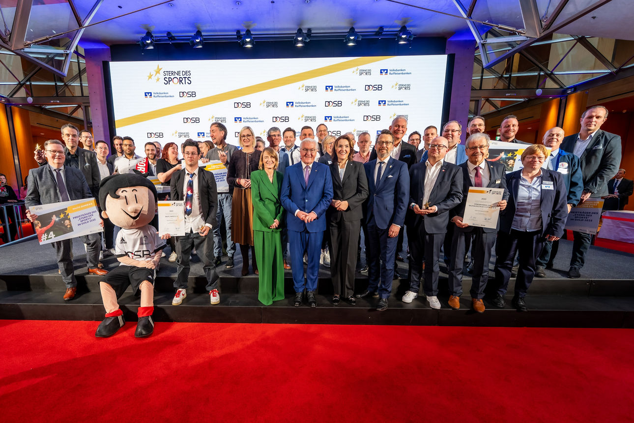 Gruppenbild der Teilnehmer