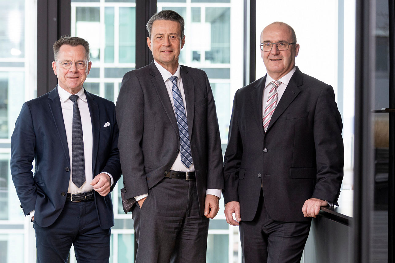 Vorstand Volker Spietenborg, Vorstandssprecher Uwe Barth, Vorstand Stephan Heinisch. 