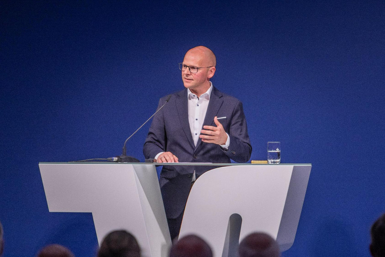 Manuel Harmening am Rednerpult