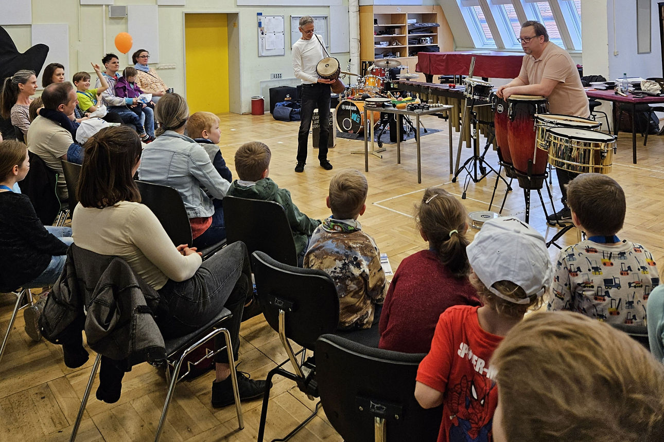 Abbildung 7: Impression vom Workshop „It’s Rhythm“