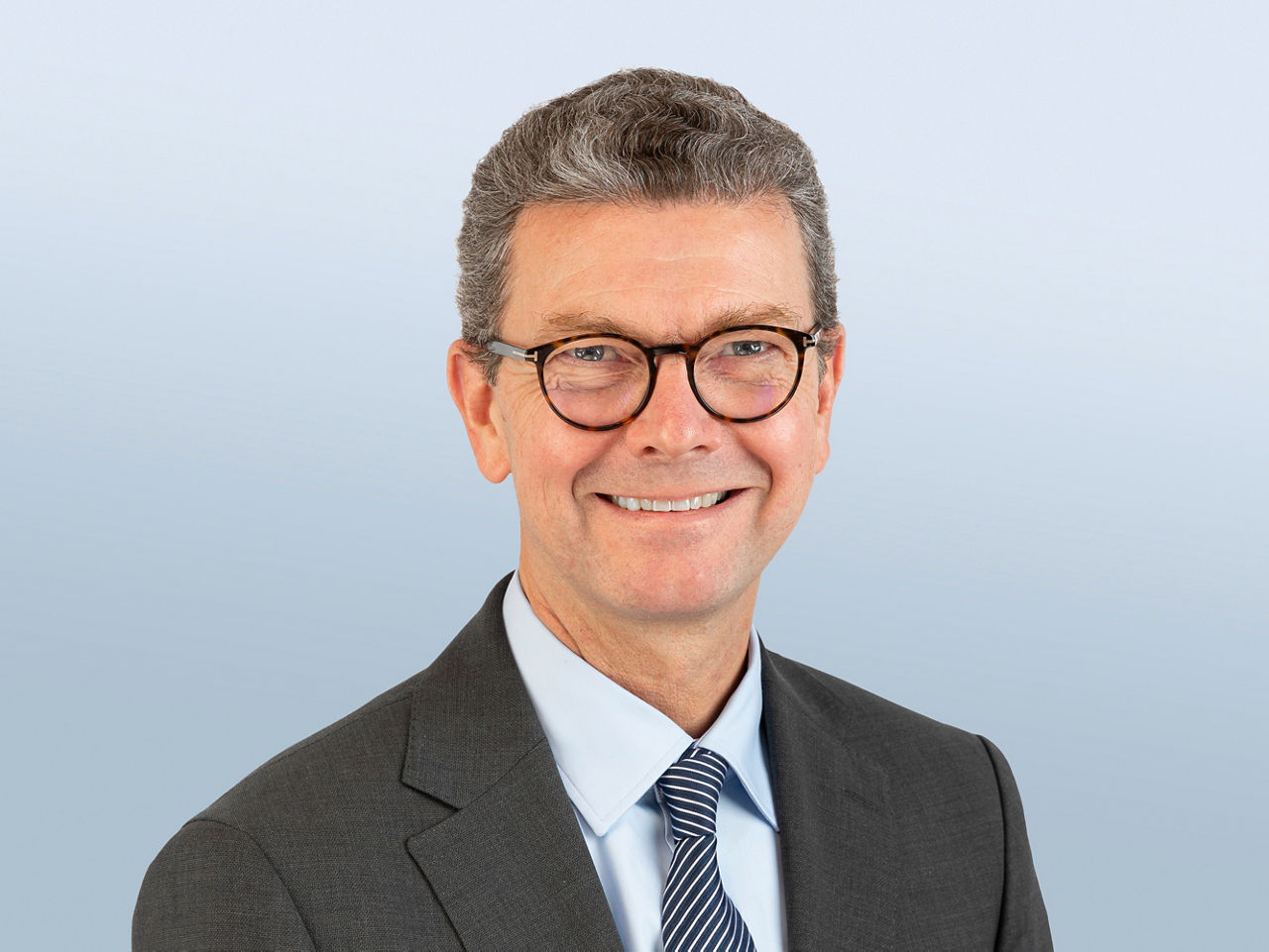 Portrait Wienar Wessely - Leiter und Direktor der Niederlassung München