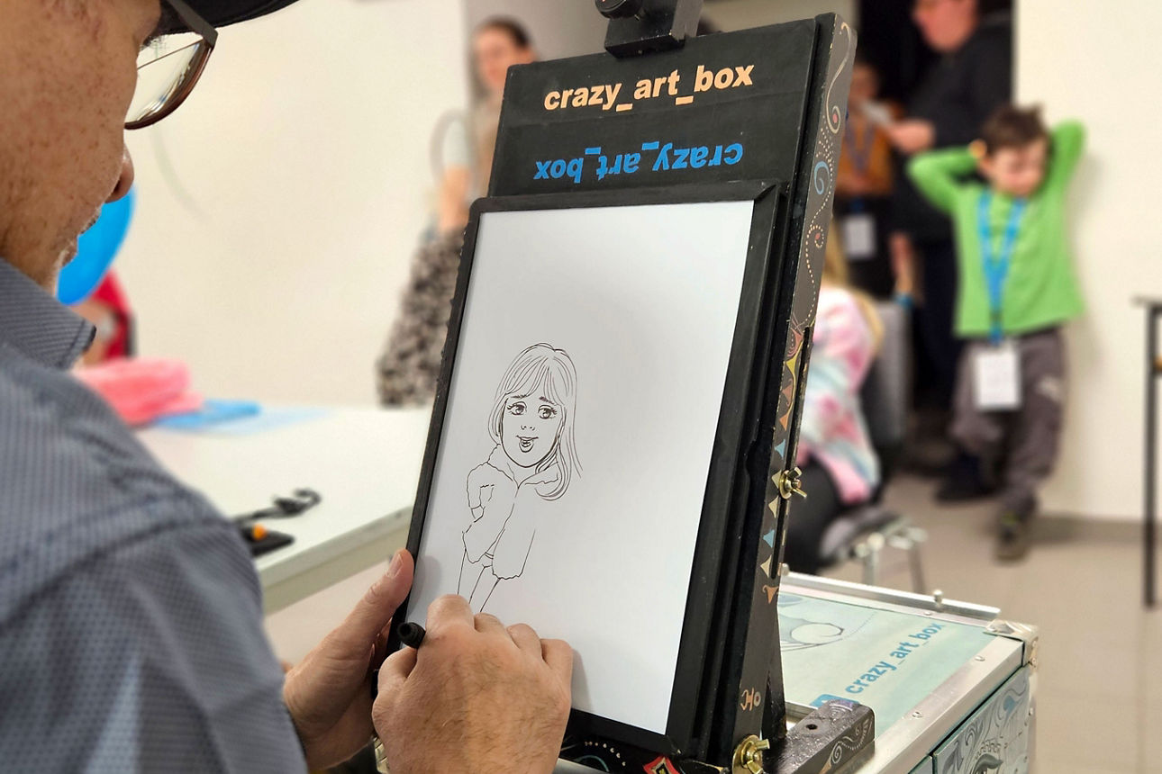 Momentaufnahme der Anfertigung einer Karrikatur