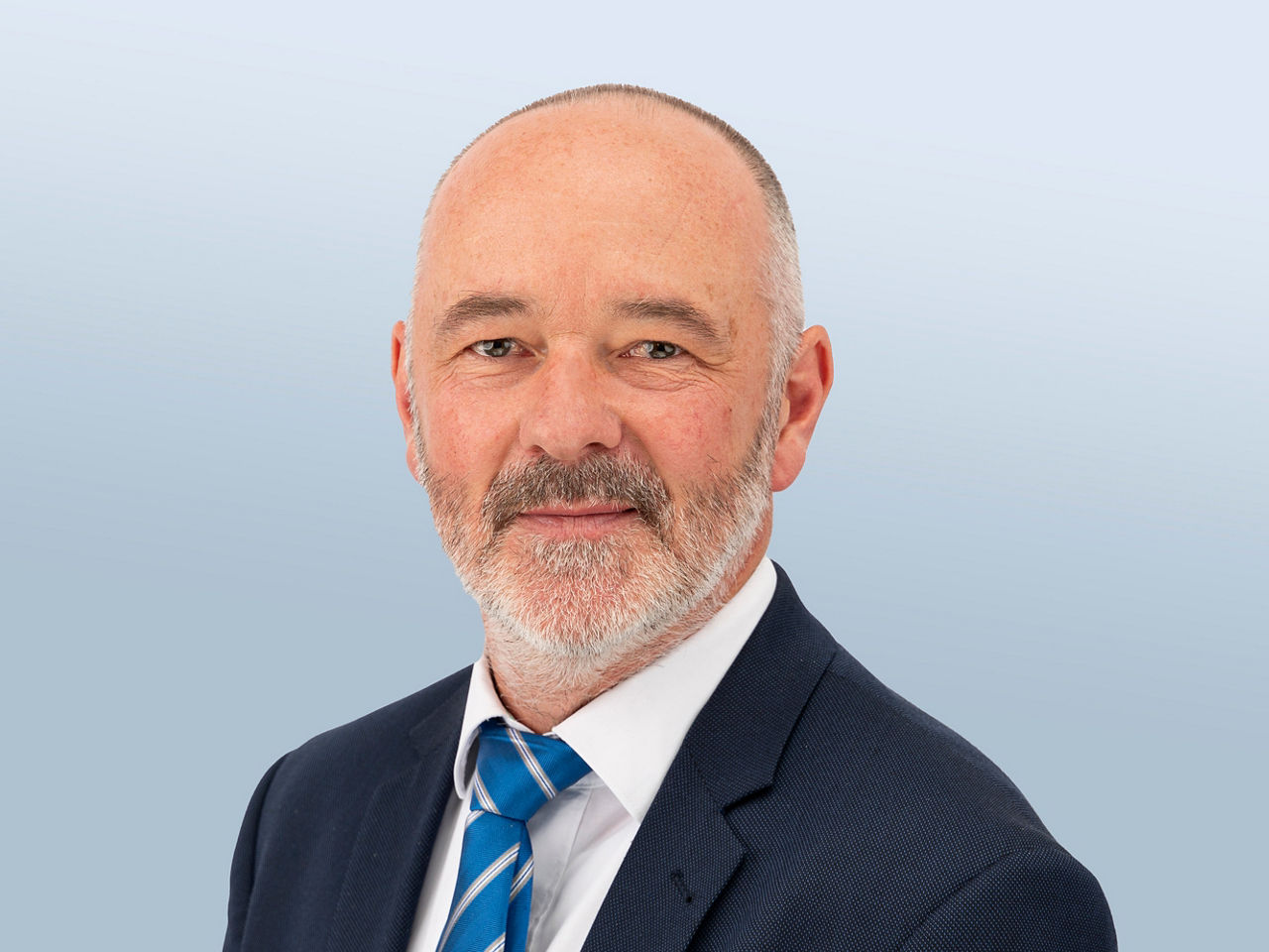 Portrait Steffen Peetz - Leiter und Prokurist der Niederlassung Erlangen