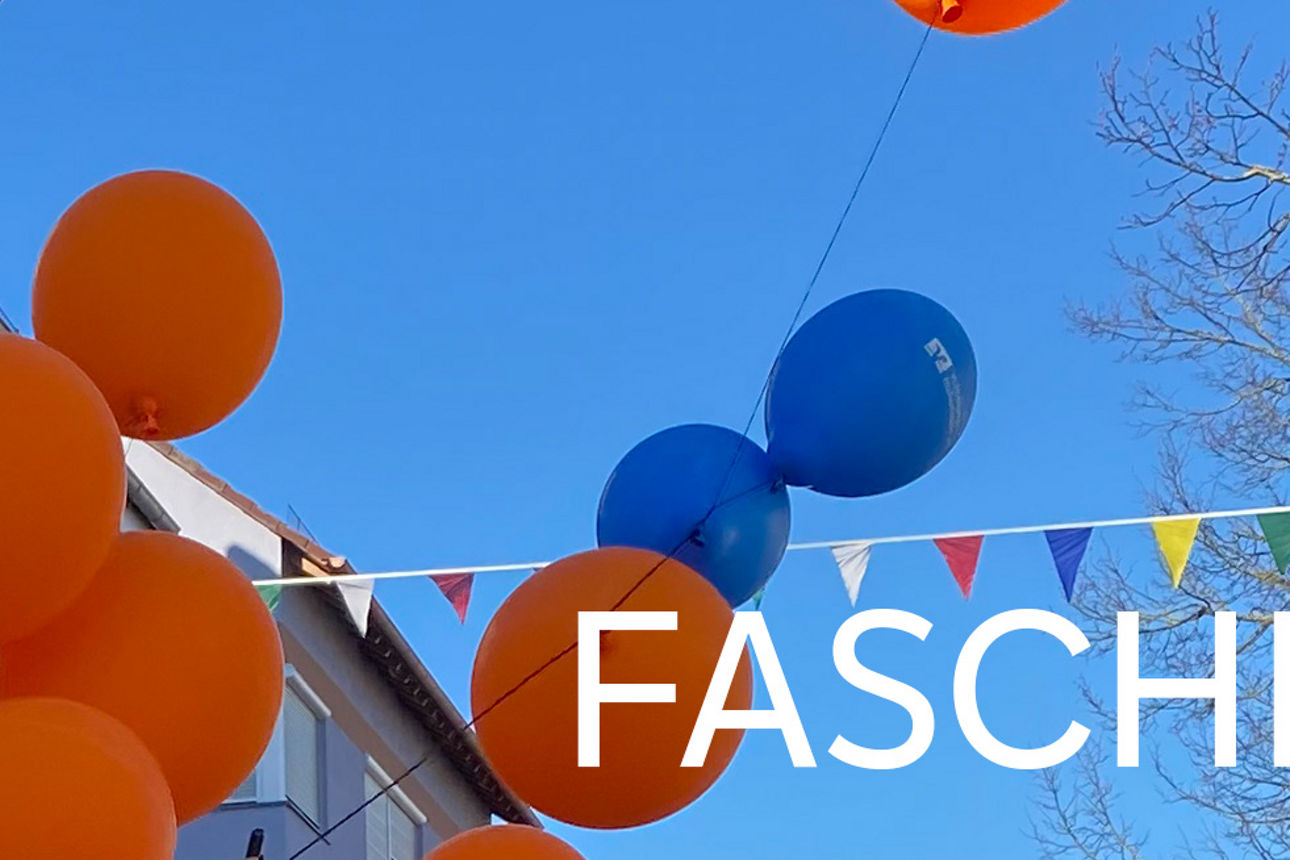 Luftballons und Girlanden beim Fasching in Gerabronn