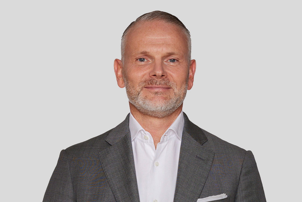 Urs Philipp Holdener, DZ PRIVATBANK Schweiz