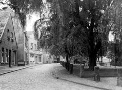 1898