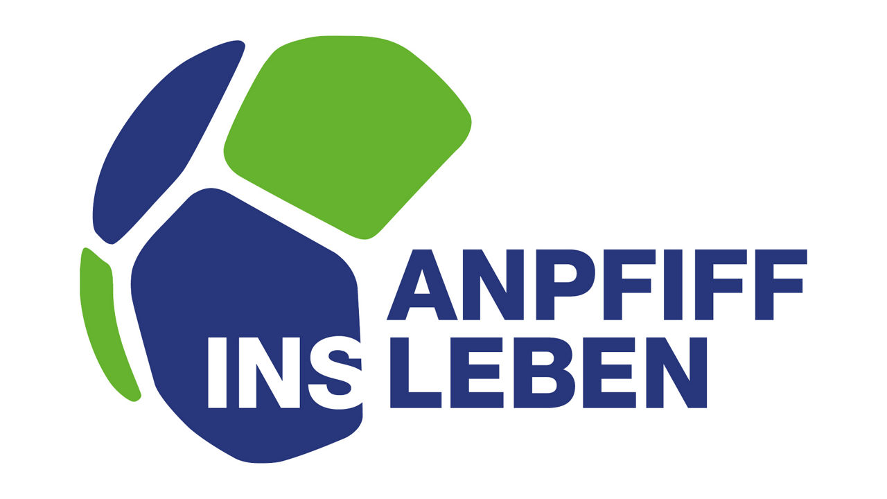 Logo: Stilisierter Fußball in Grün und Blau, daneben steht der Text: Anpfiff ins Leben. 'INS' in den Ball integriert. 