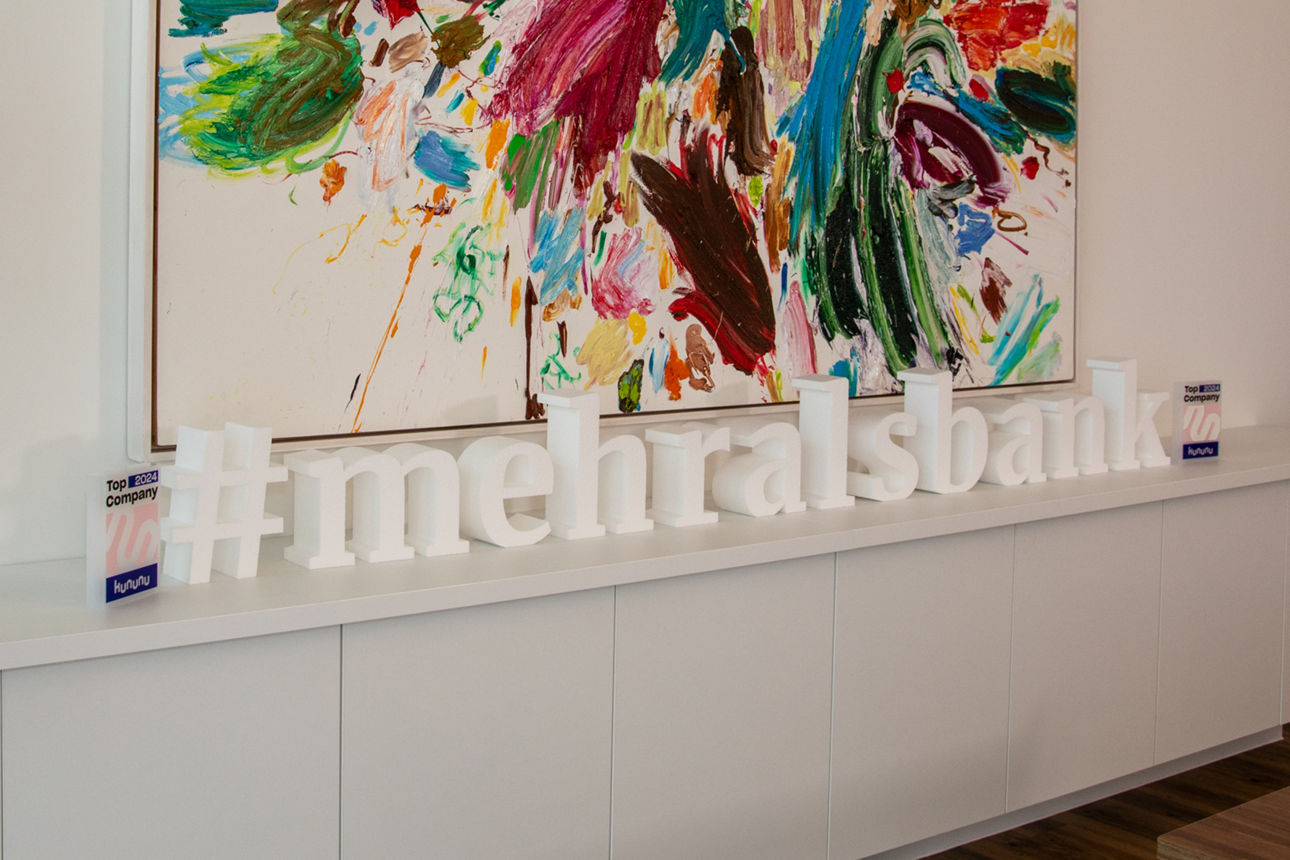 #mehralbank Logo