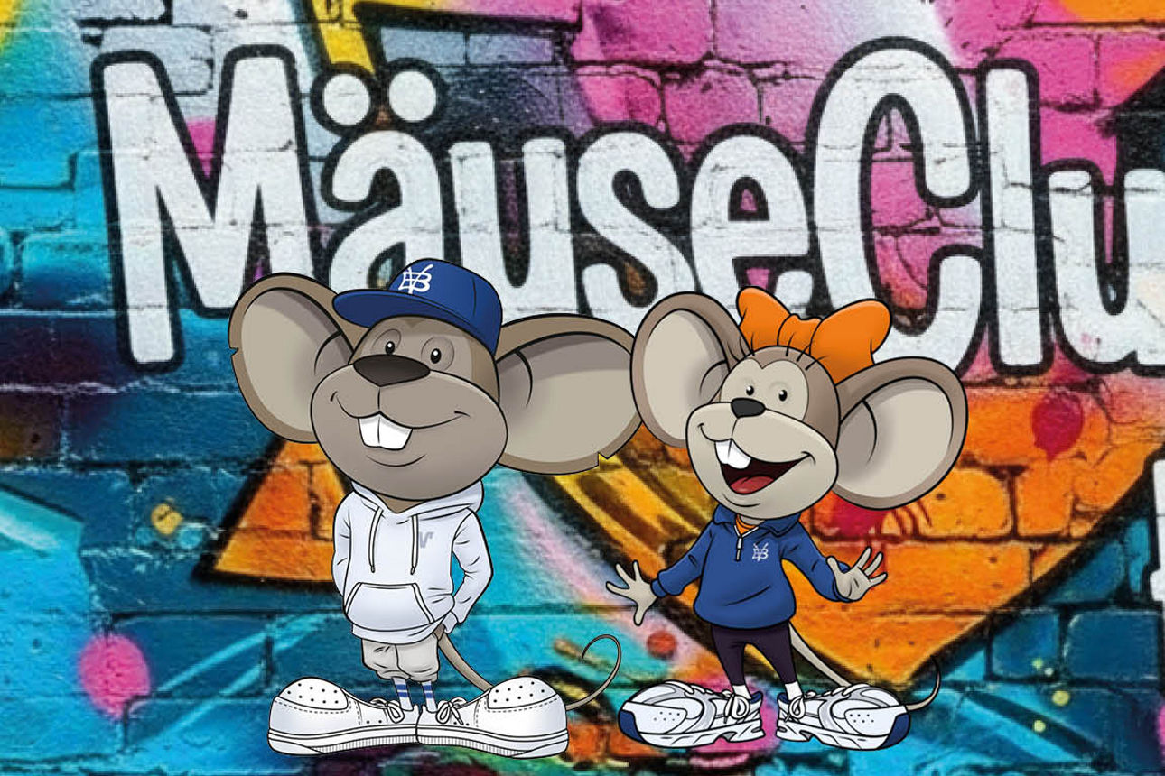 Hanni und Manni vor einer Graffiti-Wand mit dem Schriftzug "MäuseClub Hip-Hop"
