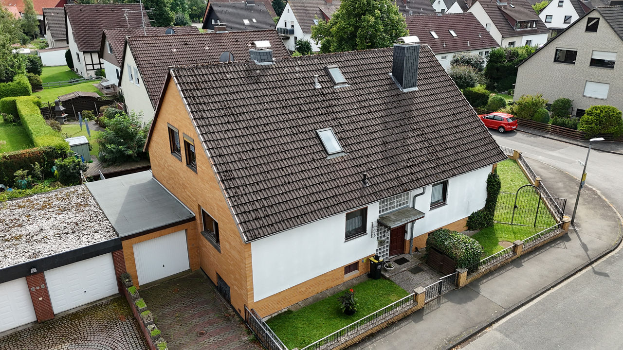Ruhig gelegenes 2-Familienhaus mit Einliegerwohnung in Holtensen