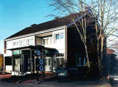 1999