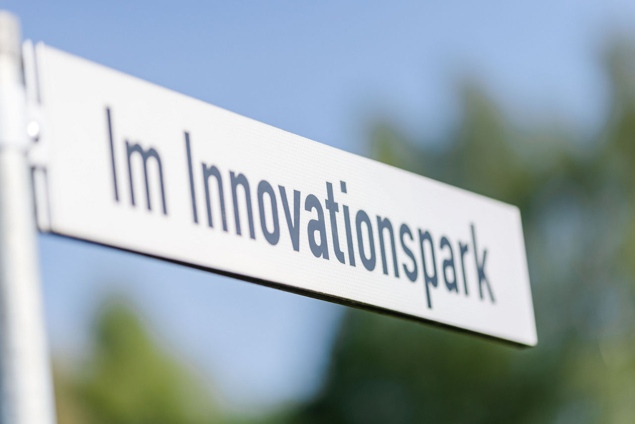 Straßenschild Im Innovationspark