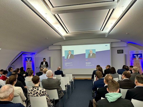 Begrüßung von Tobias Abel, VR Bank Fulda