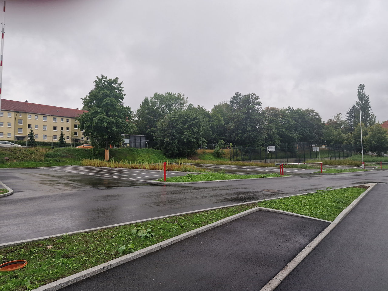 Blick auf den Parkplatz