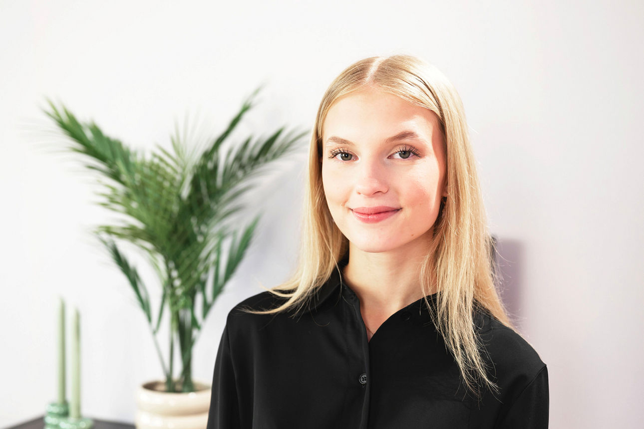 Unsere Auszubildene Amelie ist bei uns im Videostudio