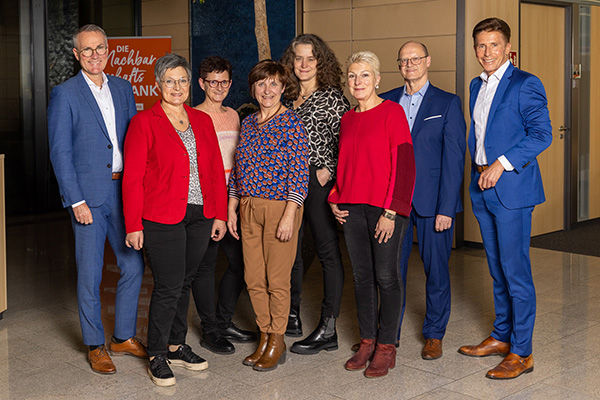 Steffen Fromm (Vorstand), Susanne Zelinka, Gabriele Blaas, Anna Span, Ute Bühler, Birgit Scherer, Dieter Schöfer und Dr. Wolf