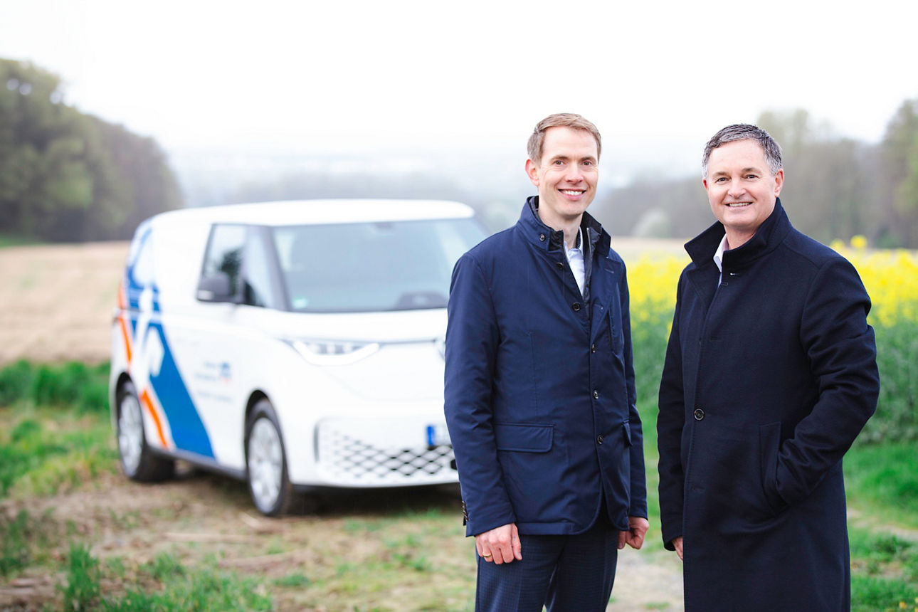 Die beiden Vorstände der Volksbank Bad Salzuflen, Matthias Kruse (rechts) und Matthias Smit