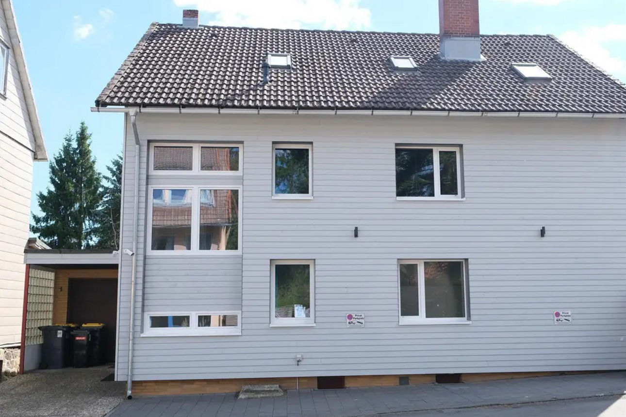 Modernisiertes Ein-/ Zweifamilienhaus