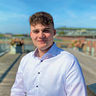 Portraitfoto von Lasse Schneidereit