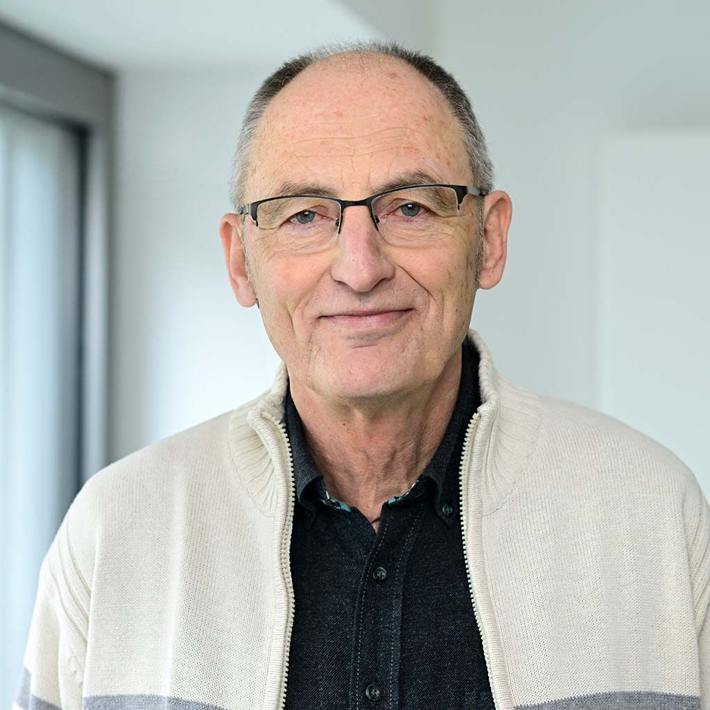 Portraitfoto von Reinhard Kuschewitz 