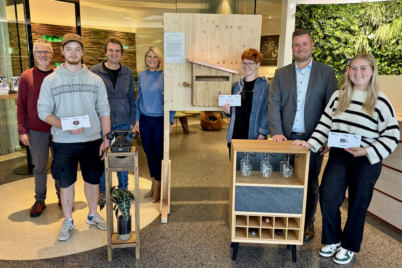 Siegerehrung für die Mini-Gesellenstücke im Forum Gummersbach.