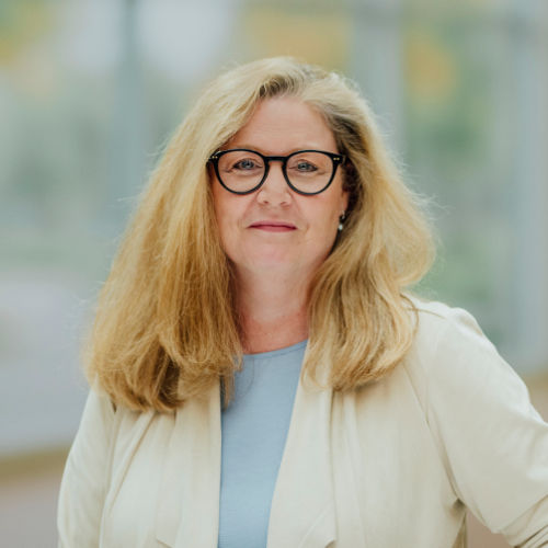 Darstellung unserer Mitarbeitenden Birgit Lentzen-Mörs