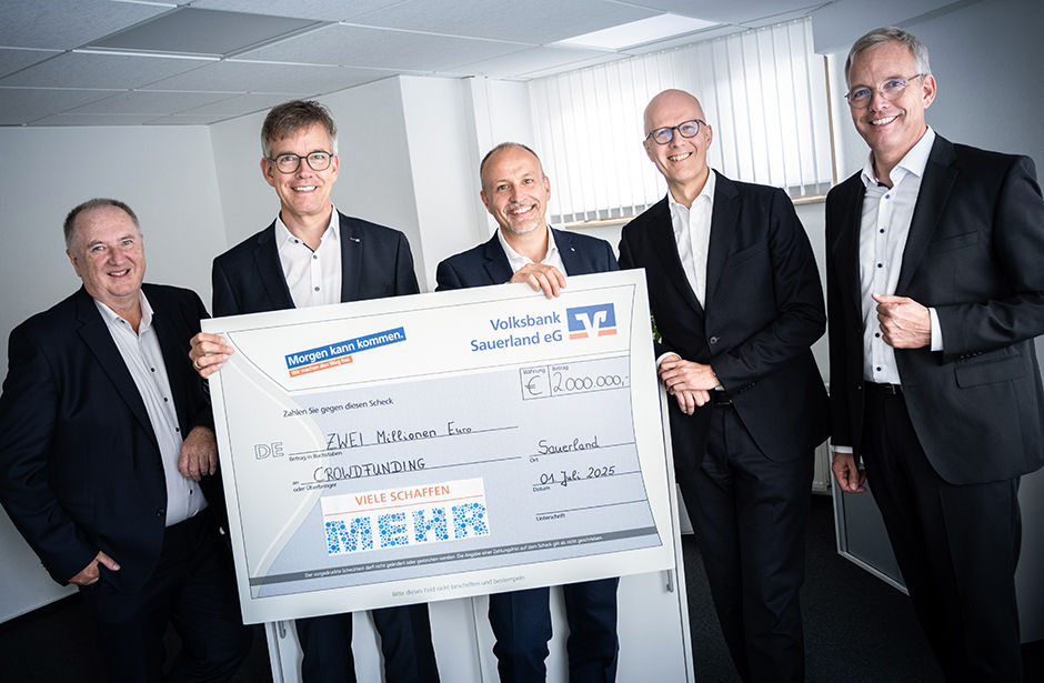 2 Millionen Euro für die Region „Viele schaffen mehr!“ Der Vorstand der Volksbank Sauerland