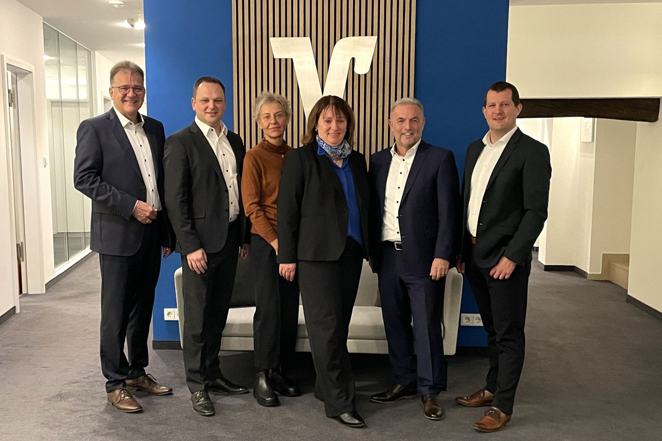 Neue und alte Gesichter - so schön beginnt das neue Jahr!