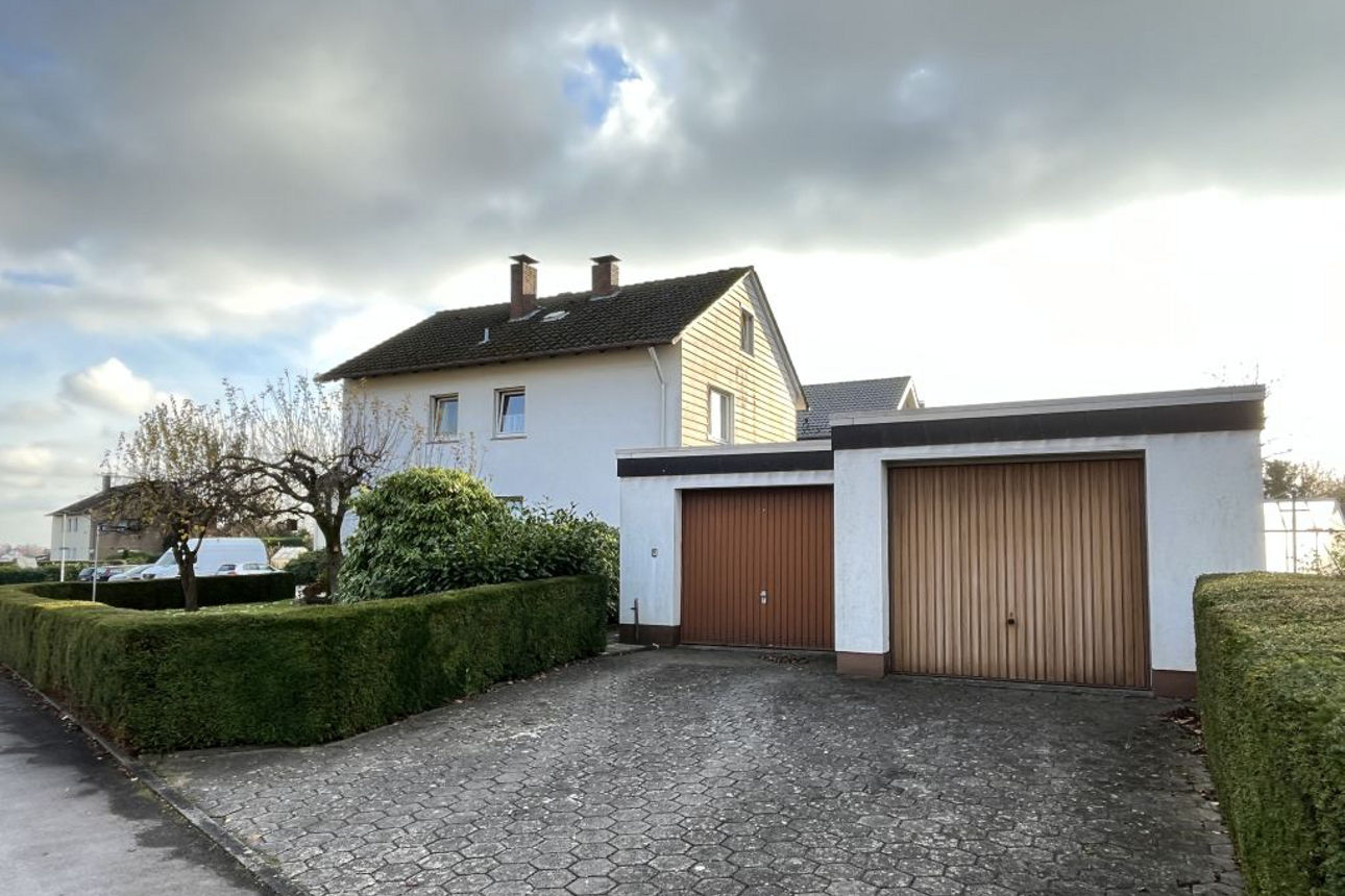 Ein- bis Zweifamilienhaus in Leopoldshöhe