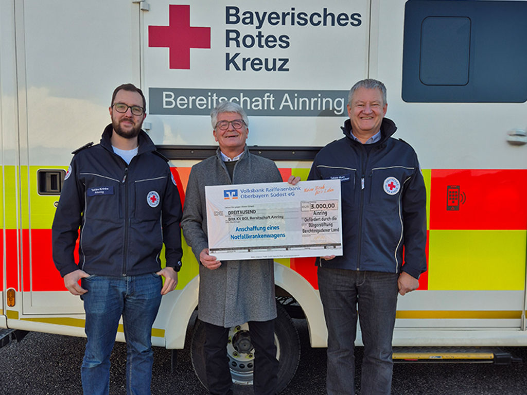 Bild der Spendenübergabe