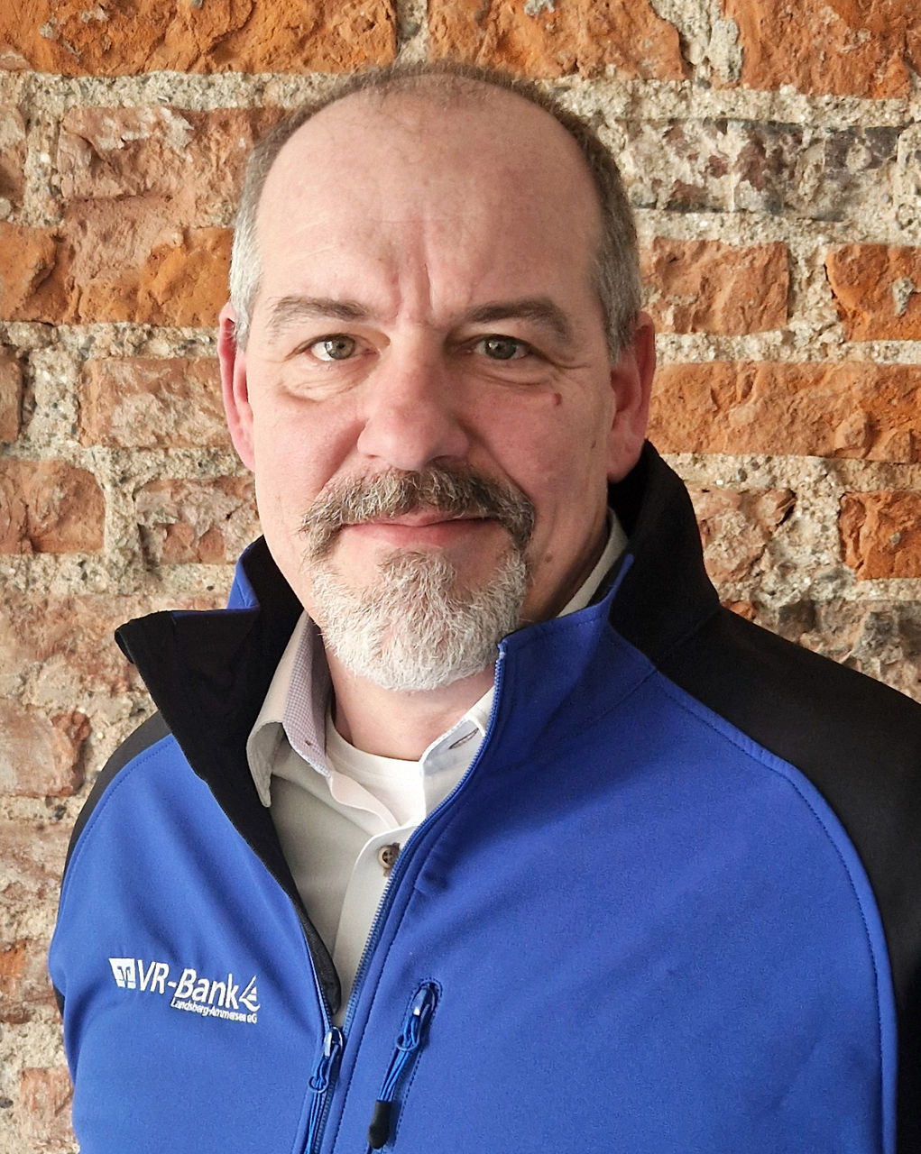 Joachim Koch ist genossenschaftlicher Bankbetriebswirt BGV und Firmenkundenberater bei der VR-Bank Landsberg-Ammersee.