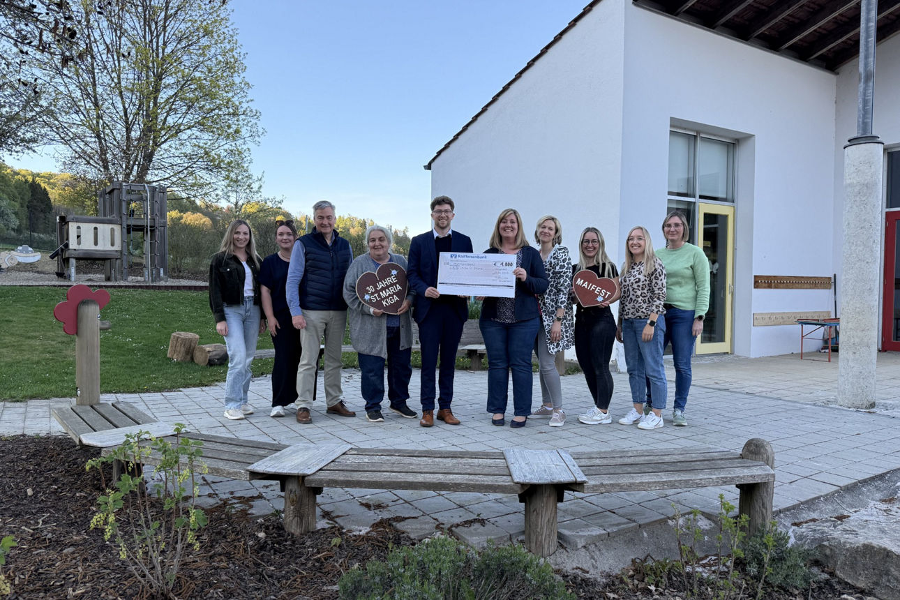 Spendenübergabe Kindergarten Duggendorf
