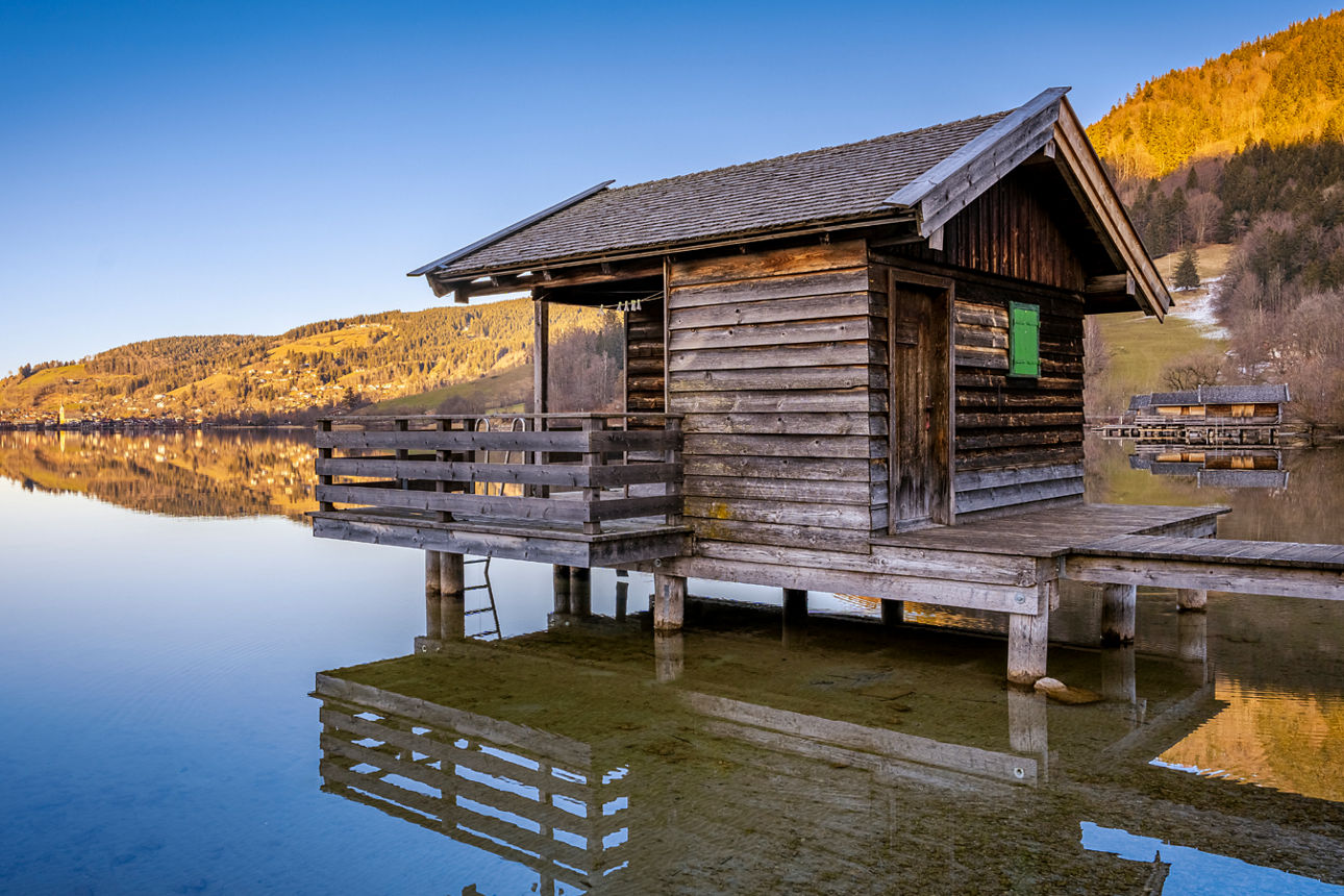 Wanderung - © Andy Ilmberger  (See mit Hütte)