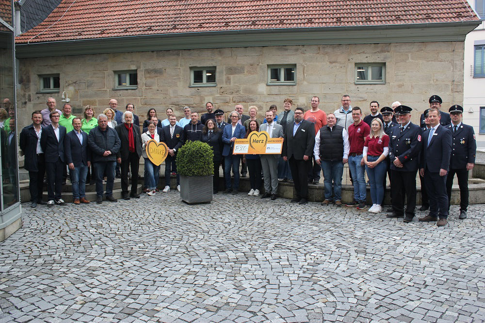Spendenübergabe an Vereine und gemeinnützige Institutionen aus dem Landkreis Kronach