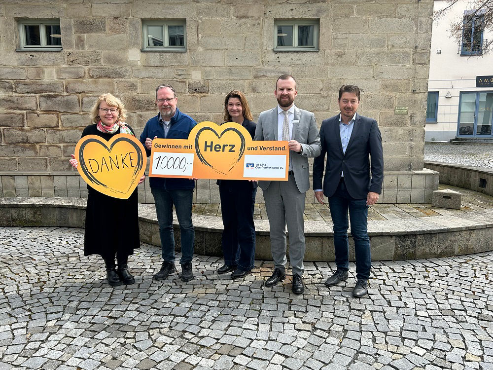 Spendenübergabe an Kronacher Schulen