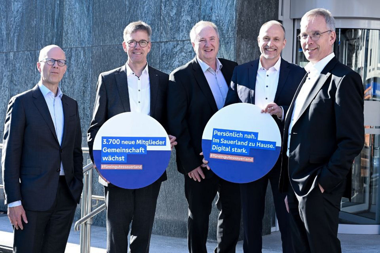 Gruppenfoto des Vorstands der Volksbank Sauerland eG