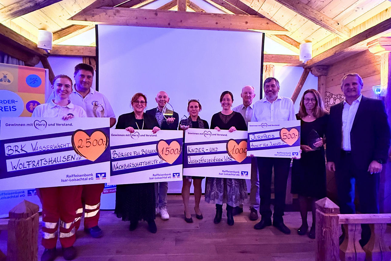 Gruppenfoto Gewinner-Vereine Förderpreis2026