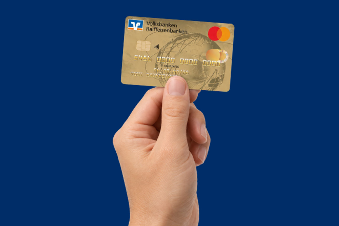 Hand mit GoldCard