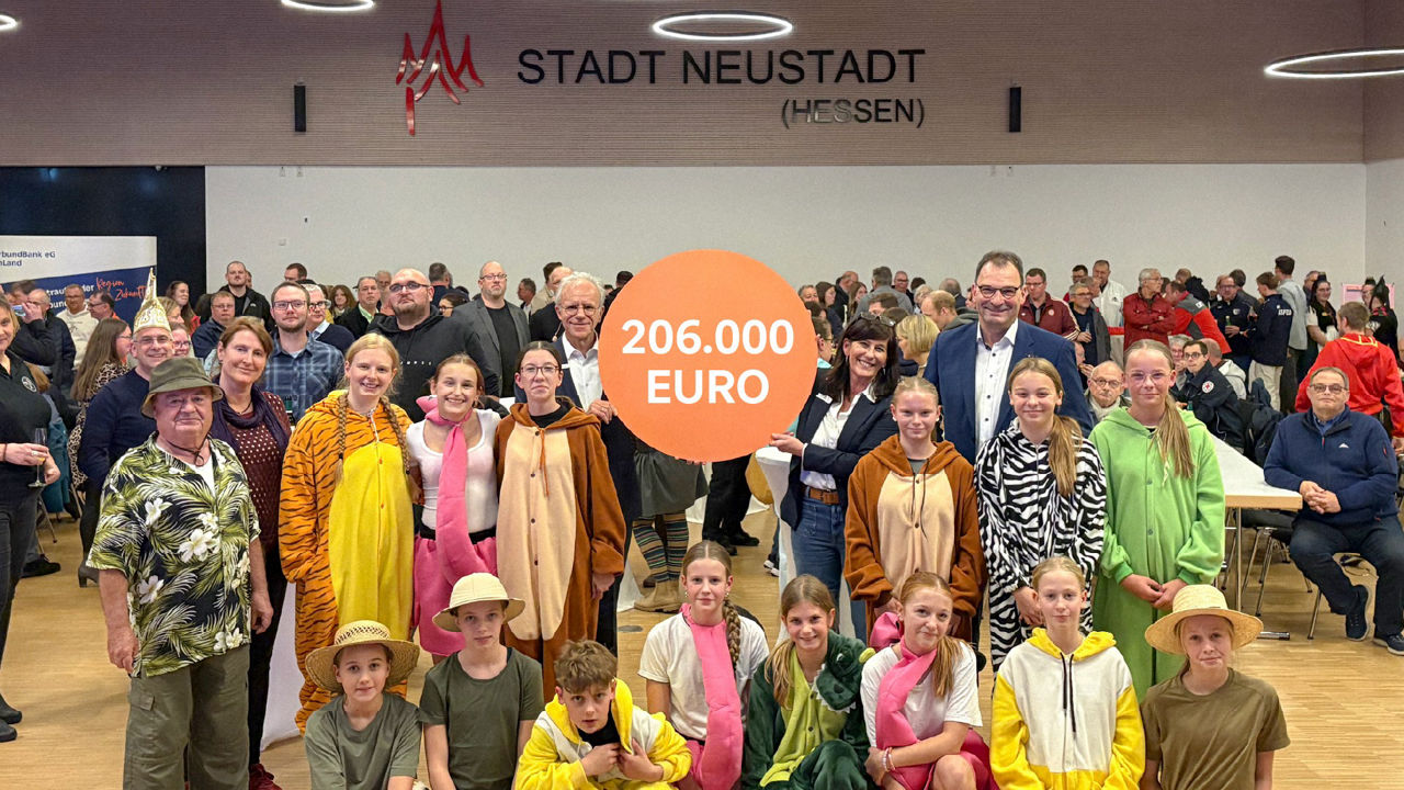 Spendenübergabe zur Vereinsförderung HL