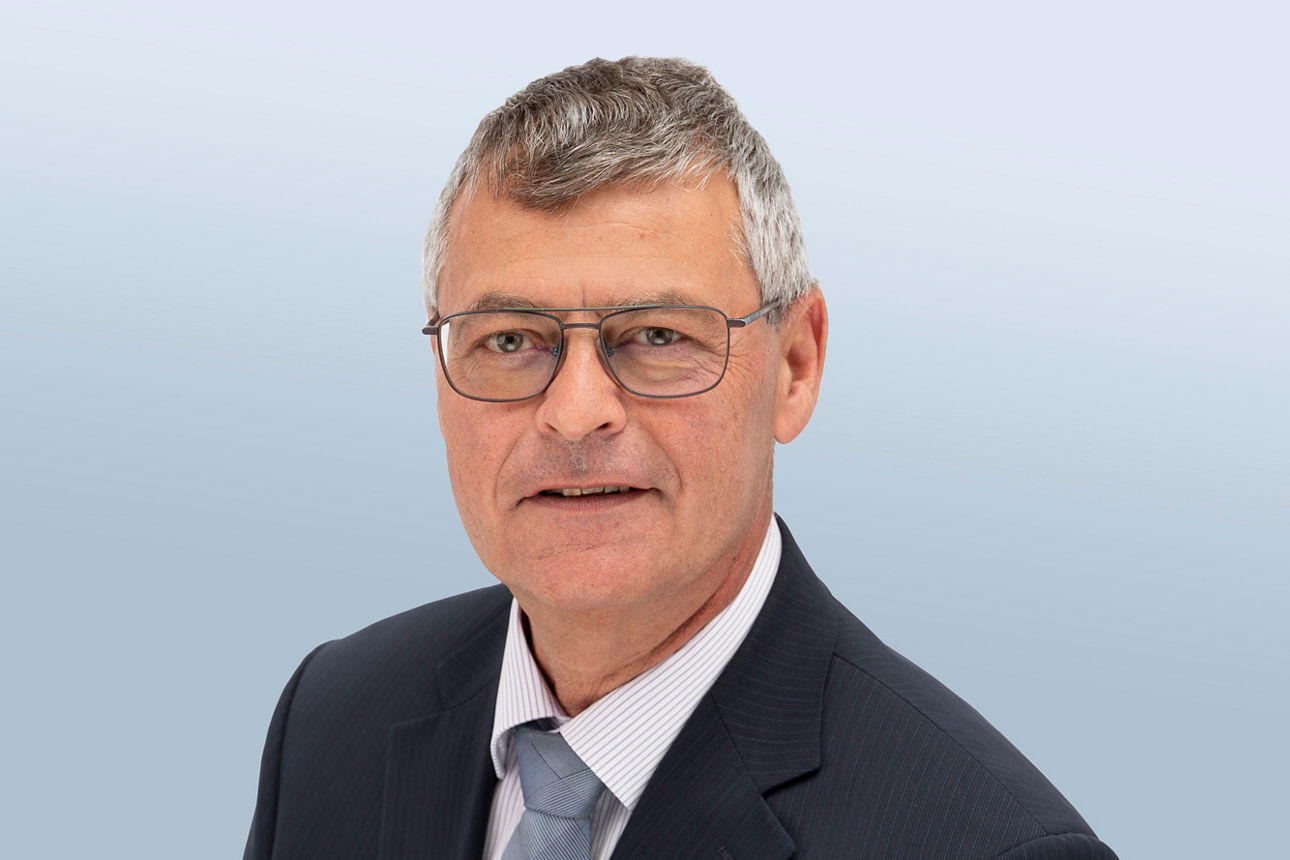 Portrait Peter Edelmann - Leiter und Prokurist der Niederlassung Meiningen