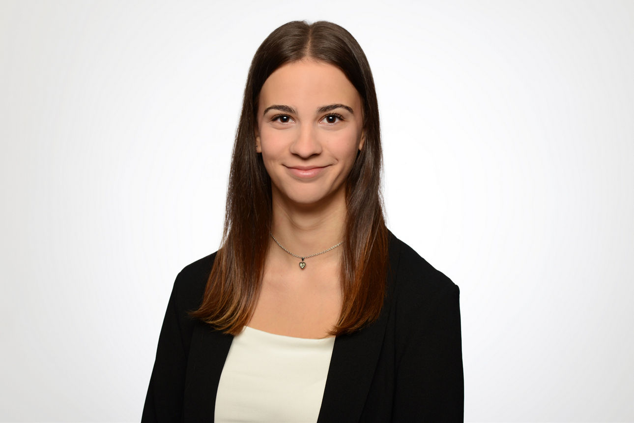 Auszubildende Shanice Contino