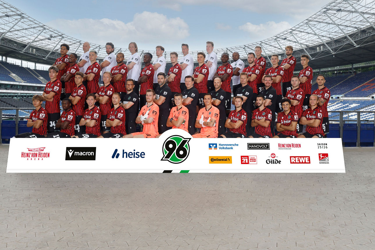 Rotes Trikot von Hannover 96