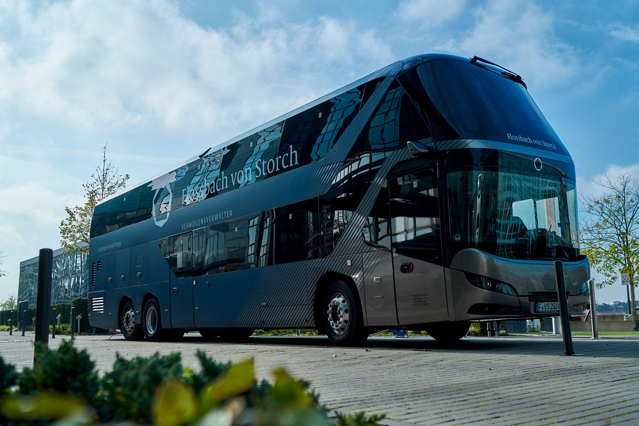 Flossbach von Storch-Bus