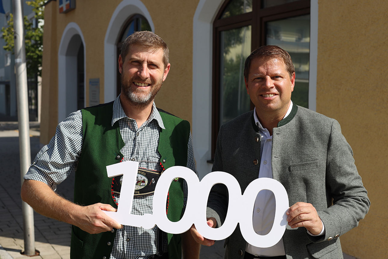 Vorstand Albert Pastötter mit dem 1.000 Mitglied