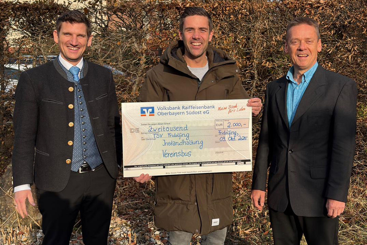 2.000-Euro-Spende für den TSV Fridolfing