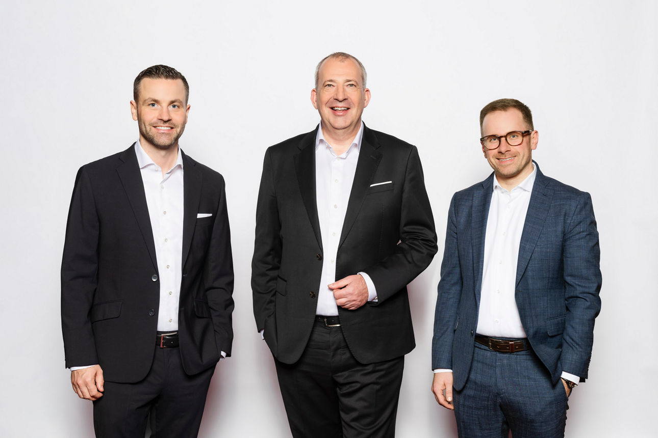 Stefan Schindler (Vorstandsvorsitzender), Jakob Hauptmann (stv. Vorstandsvorsitzender) und Tobias Rieck (GBV)