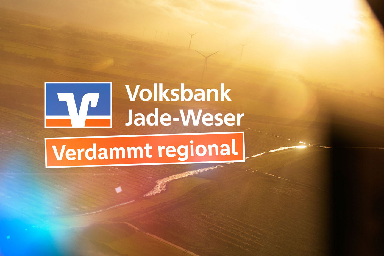 Drohnenaufnahme bei Sonnenuntergang