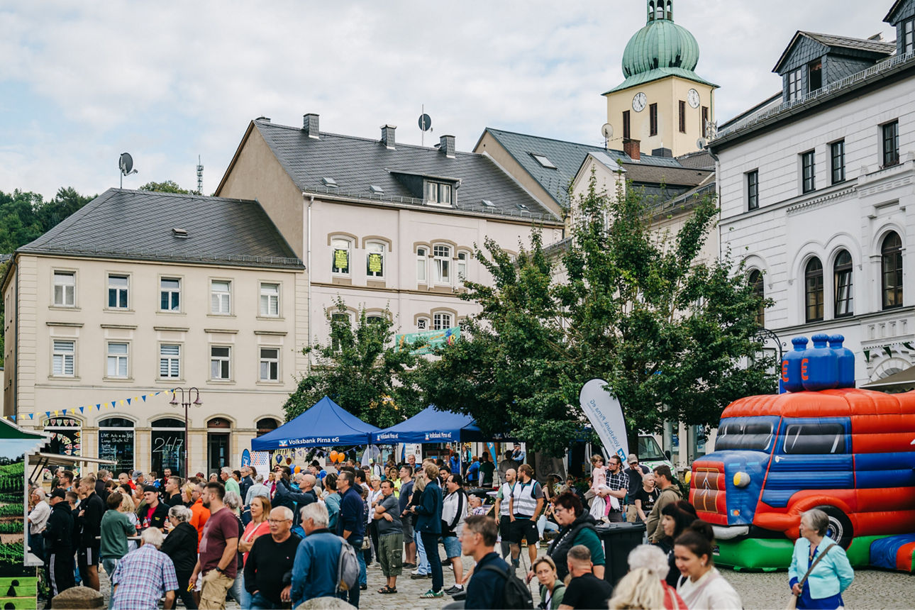 Tag der Sachsen - Marktplatz in Sebnitz