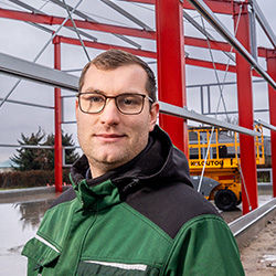 Lucas Maack ist Landwirtwirtschafts- und Technologieexperte sowie Energieunternehmer in einer Person