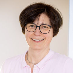 Anke Pehmöller, Praxisinhaberin